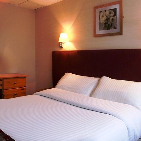 King Charles Hotel Gillingham  Kültér fotó