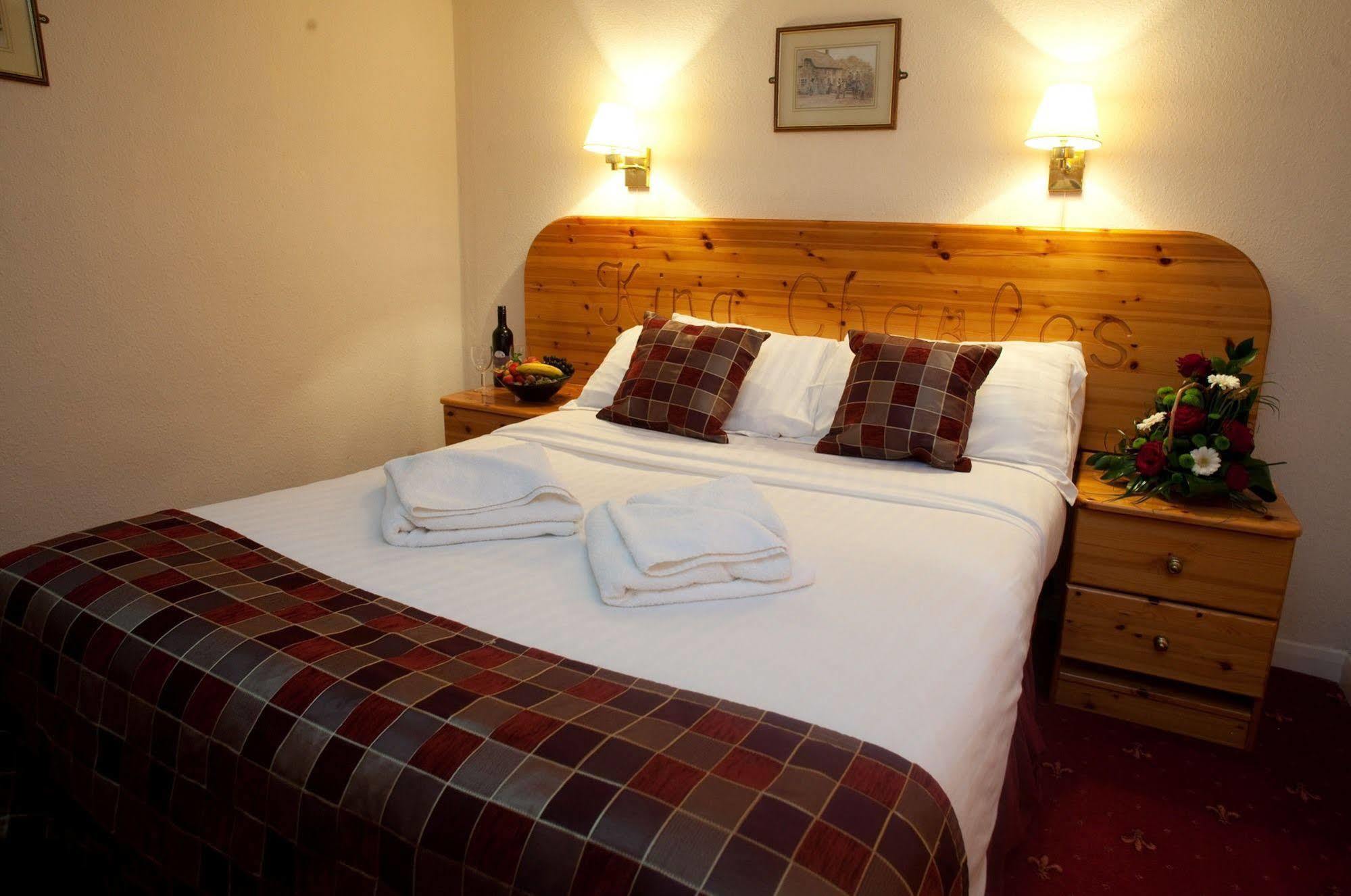 King Charles Hotel Gillingham  Kültér fotó