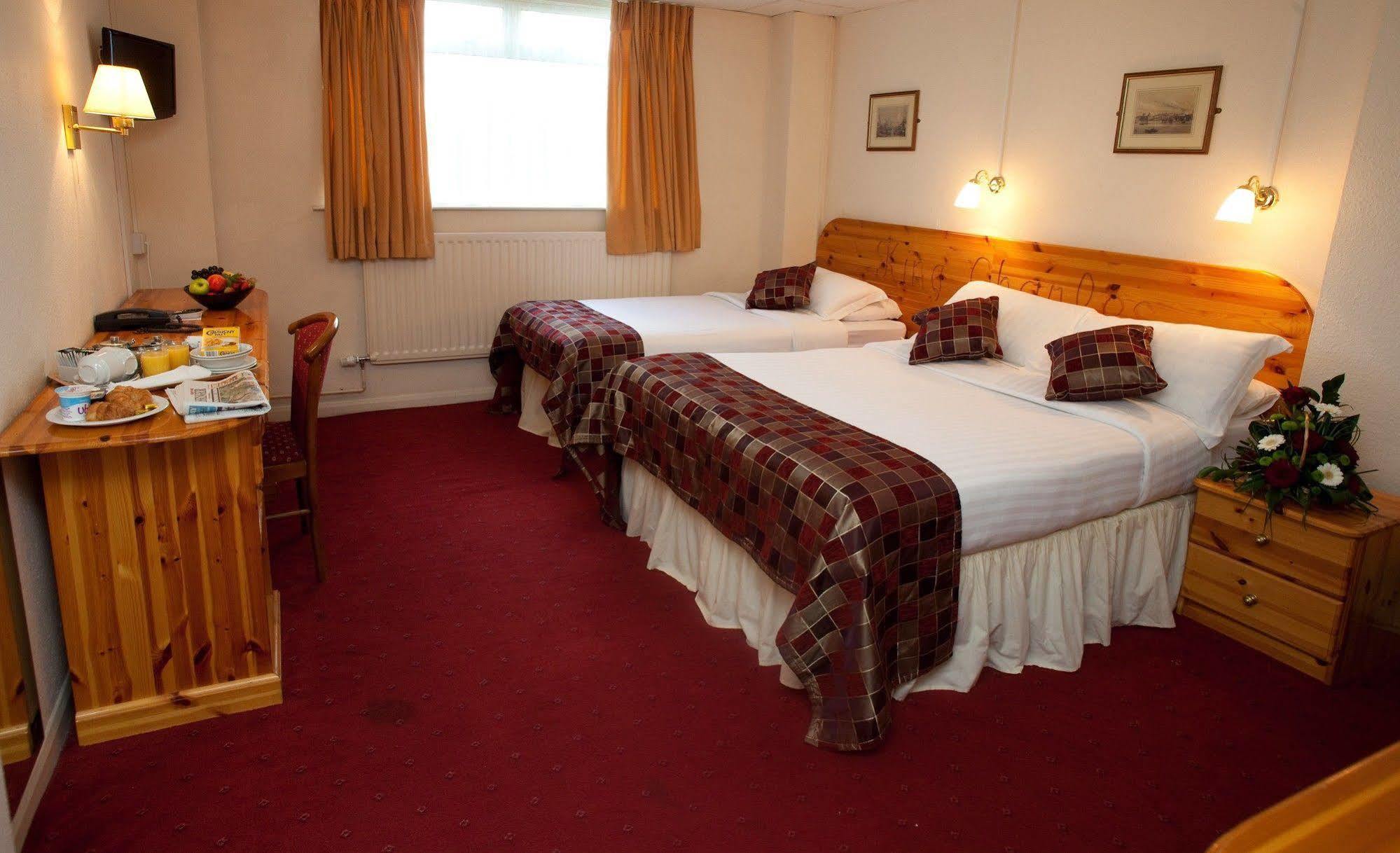 King Charles Hotel Gillingham  Kültér fotó
