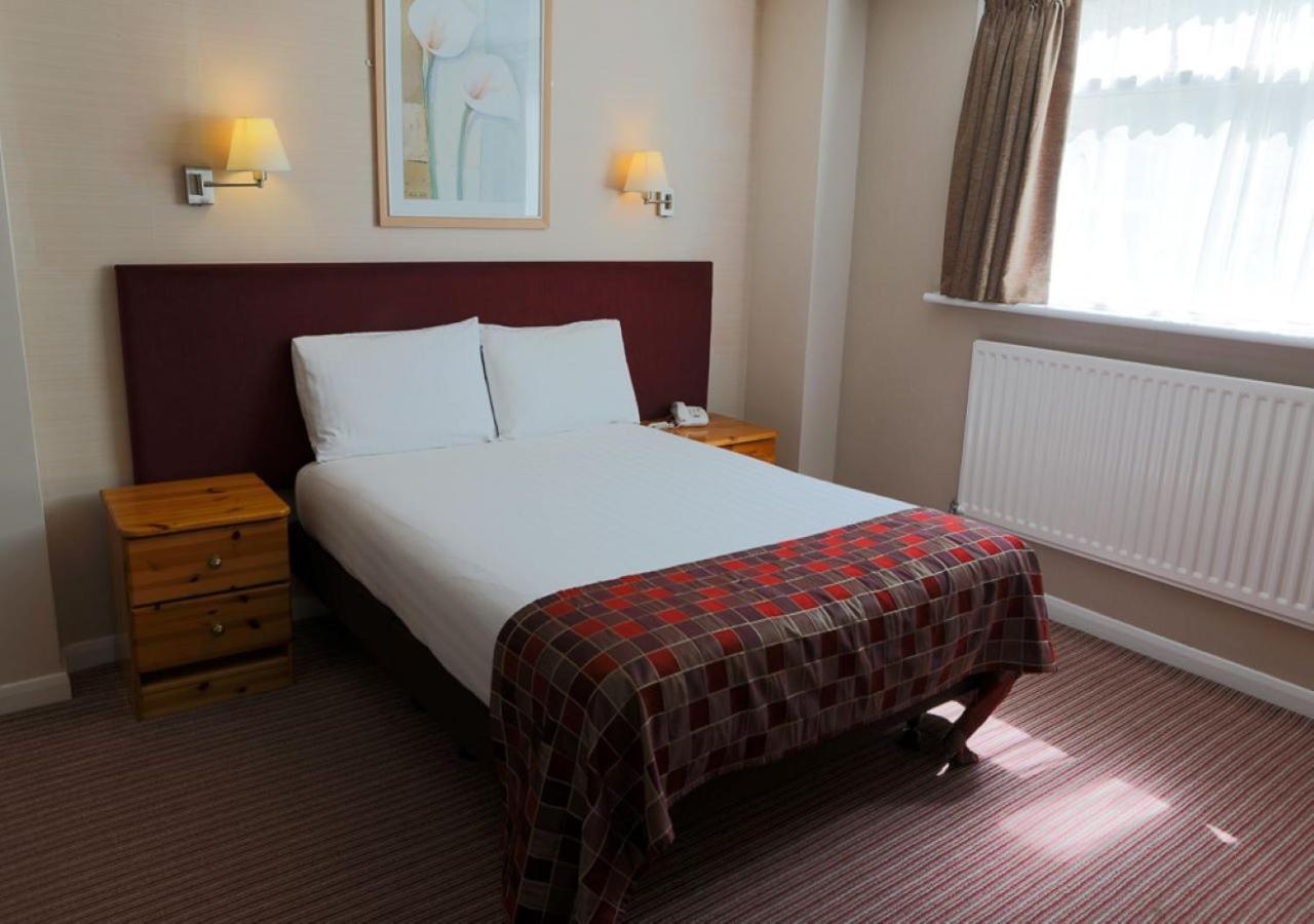 King Charles Hotel Gillingham  Kültér fotó